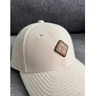 Gorra New Era Yankees Afelpada Beige Con Parche De Piel