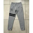 Pants Jogger New Era New York Yankees Gris Para Hombre